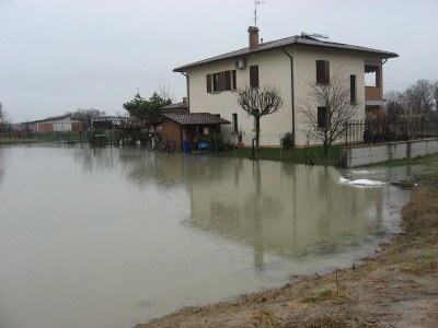 Enzola creek overflowing 2